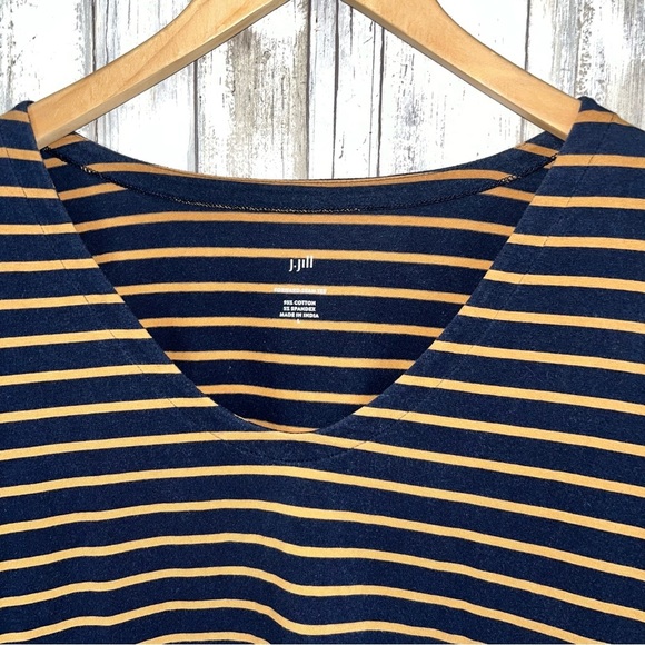 J. Jill Forward Seam Navy Striped Long Sleeve Blouse Women’s Large - Picture 2 of 5